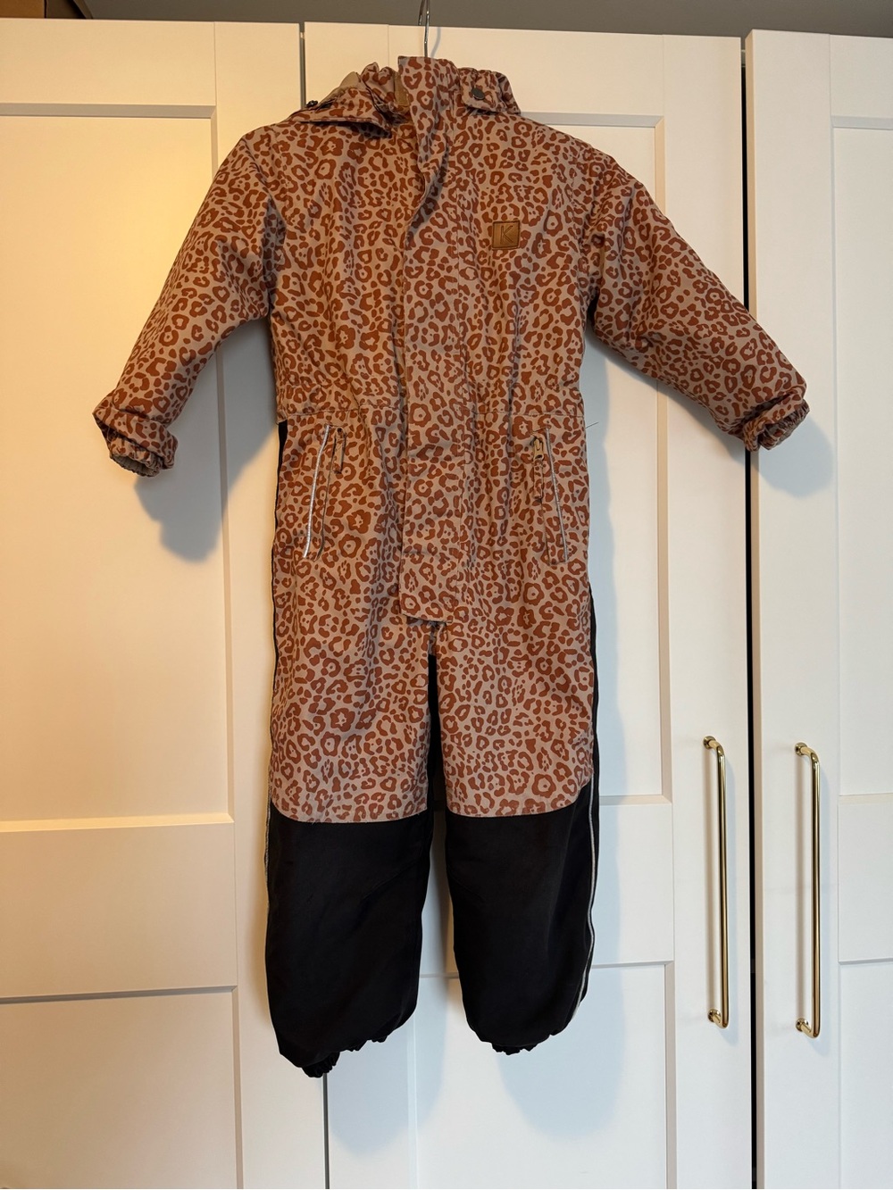 Kuling Cheetah Print Snow Suit | Size 5-6 Years